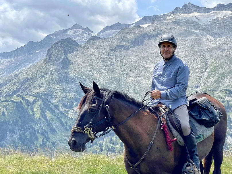 12-rutas-a-caballo-pirineos-reino del aneto