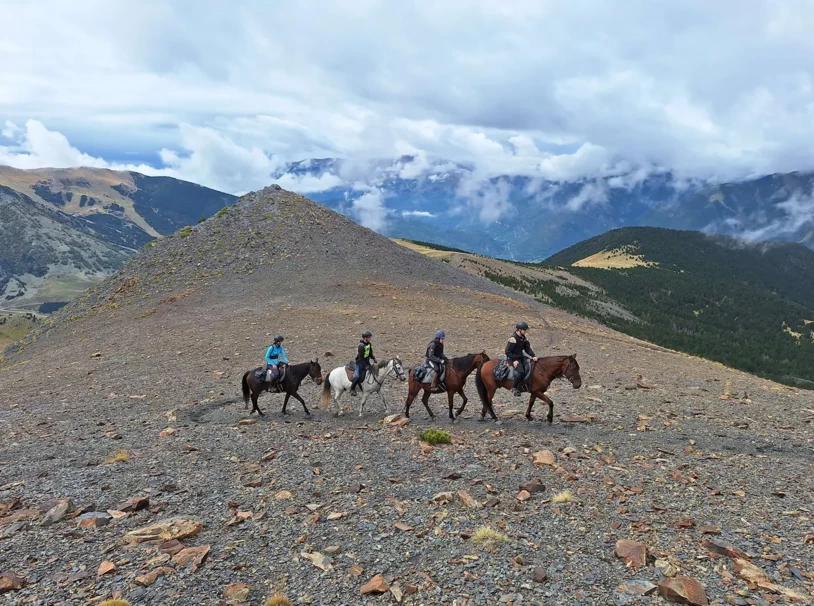 06-rutas-a-caballo-pirineos-benasque bajo las estrellas